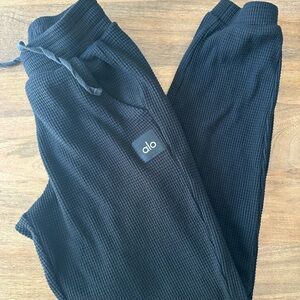 Alo Black Waffle Weekend Escape Joggers